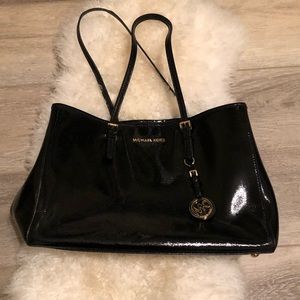 SOLD- Michael Kors purse, tote, shoulder bags